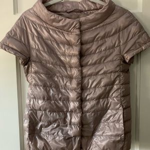 Lovely Herno short sleeved cape